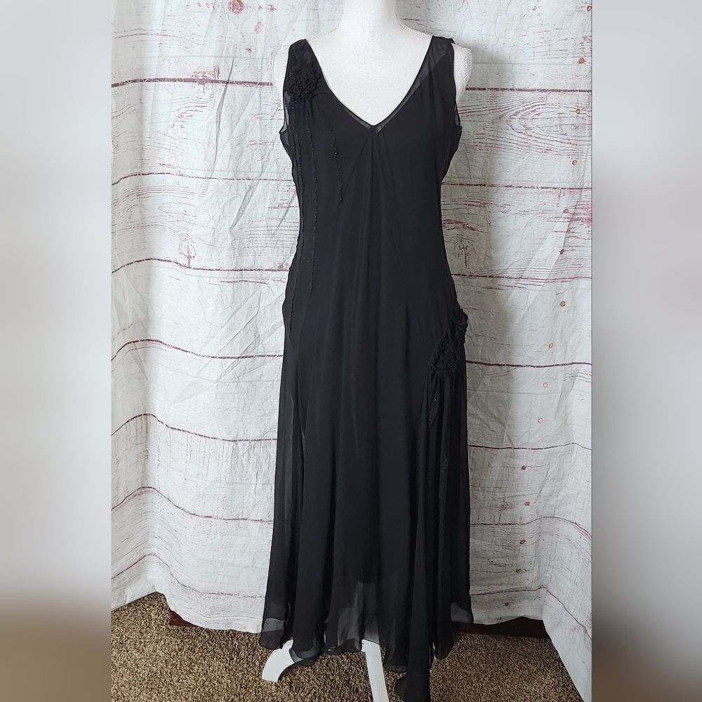 MaxMara Black Sleeveless V-Neck Flowing Midi Dress